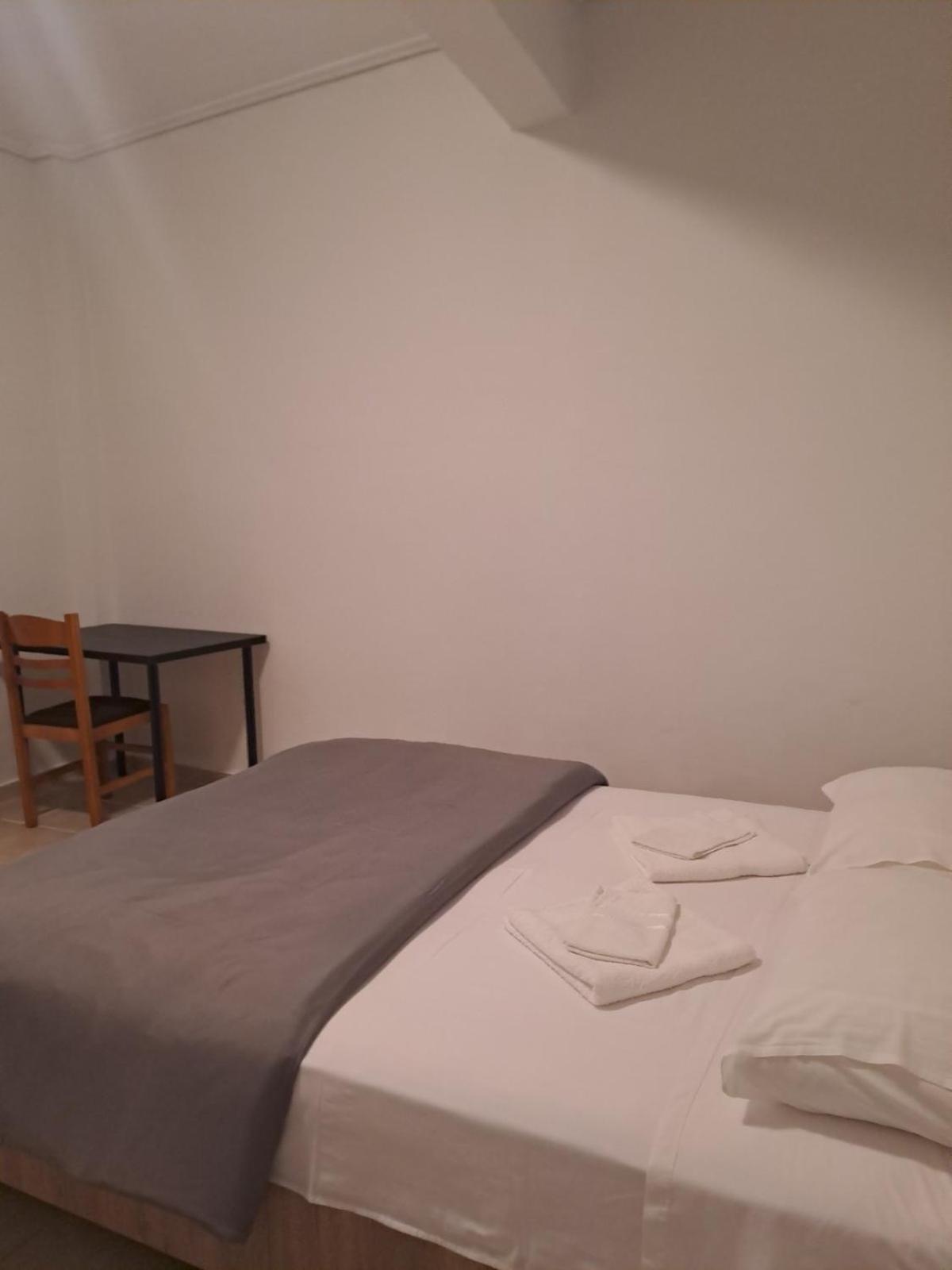 Lysandros Comfortable Apartments In Athens, Near The Metro ภายนอก รูปภาพ